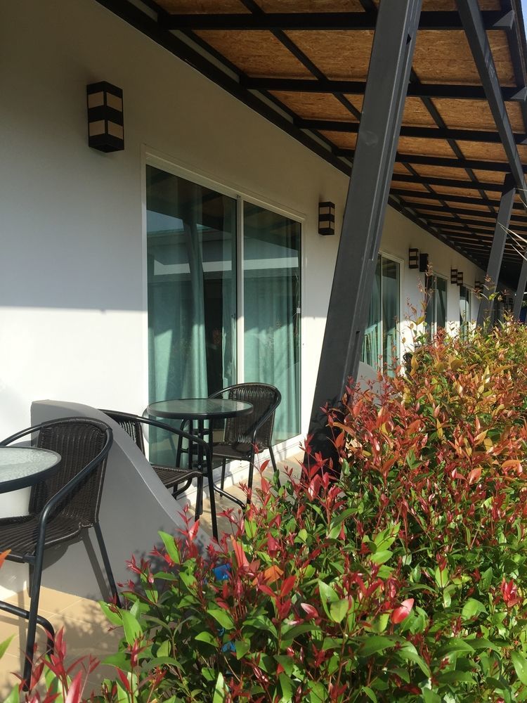 Maleesirin Oldtown Resort Koh Lanta Bagian luar foto